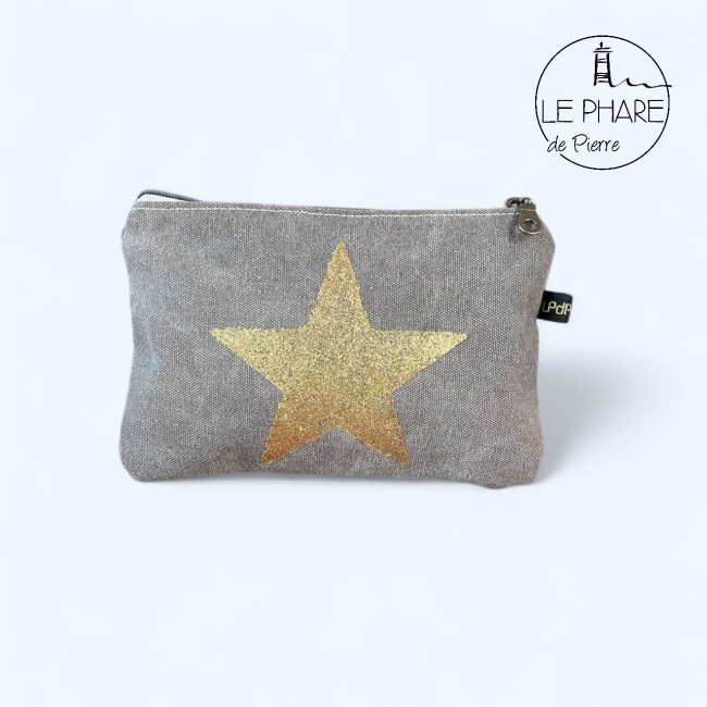 Trousse  