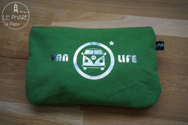 Trousse  
